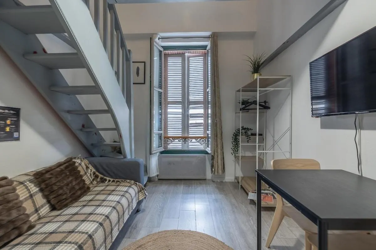 Duplex - 200M Gare Matabiau - Centre Toulouseアパートメント トゥールーズ